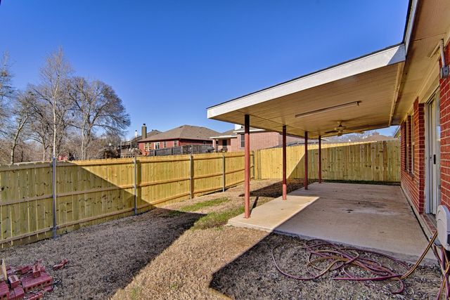 307 Stell Avenue, Mansfield, TX 76063