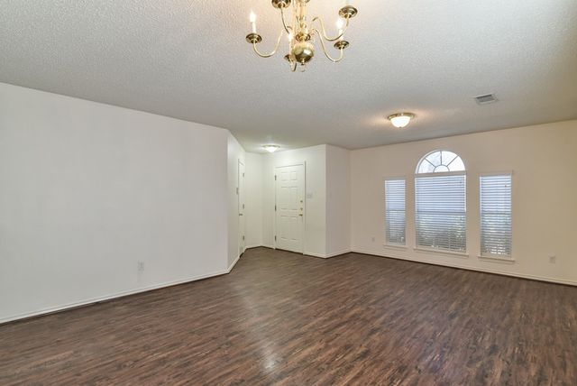 307 Stell Avenue, Mansfield, TX 76063