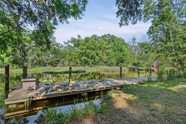 6145 Bayou Road, Mobile, AL 36605