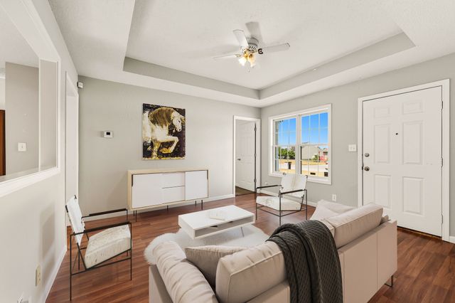 1002 Winesap Rd, Clarksville, TN 37040