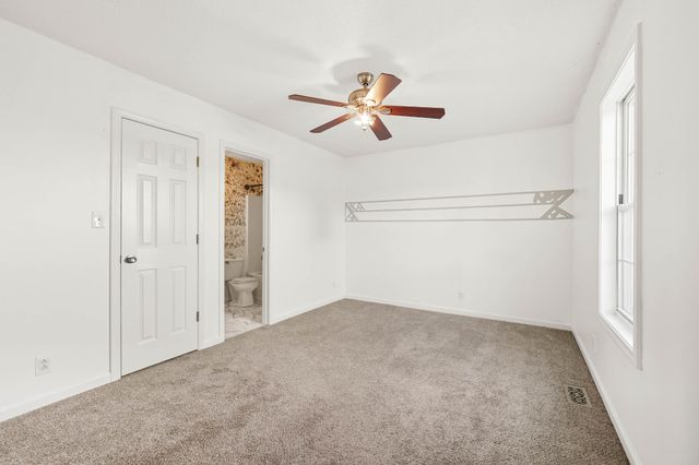 1002 Winesap Rd, Clarksville, TN 37040