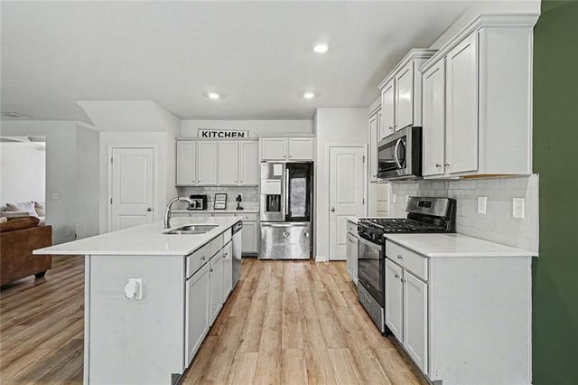 2747 Malton Way, Loganville, GA 30052