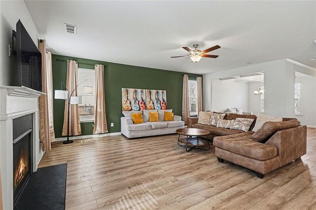 2747 Malton Way, Loganville, GA 30052