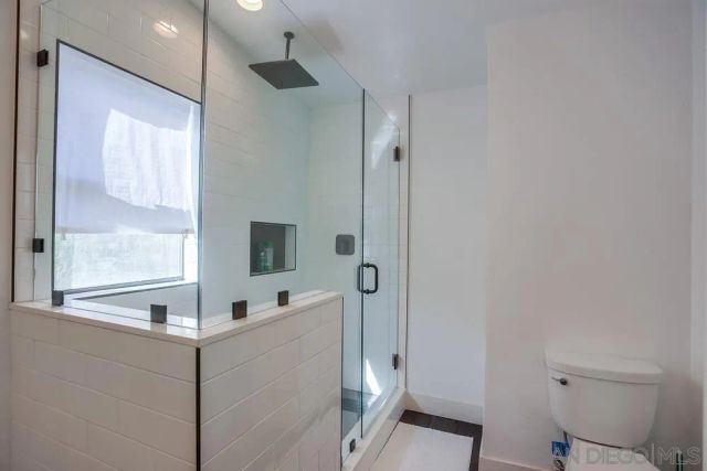 2525 Woodlands Way, Oceanside, CA 92054