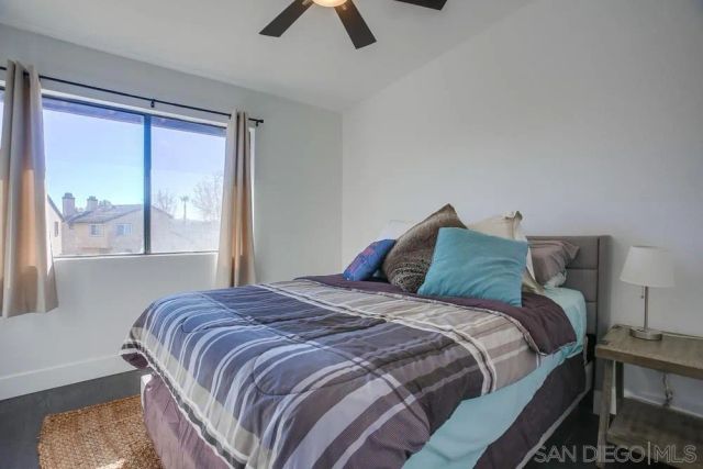 2525 Woodlands Way, Oceanside, CA 92054