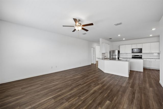 6960 Falconer Way, Fort Worth, TX 76179