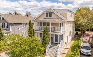 27 Wiltshire Rd 27, Newton, MA 02458