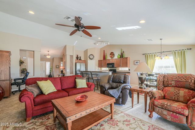 33 S SEVILLE Lane, Casa Grande, AZ 85194