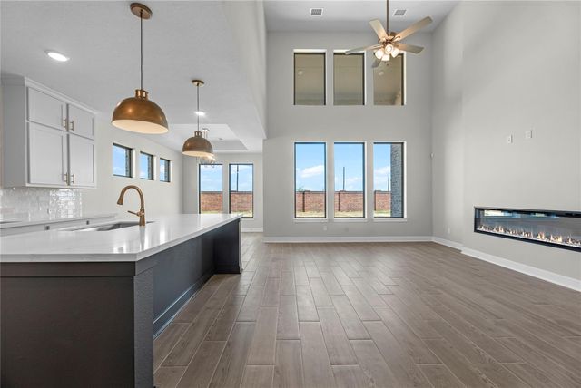 5614 Sandcastle Ridge Drive, Katy, TX 77493