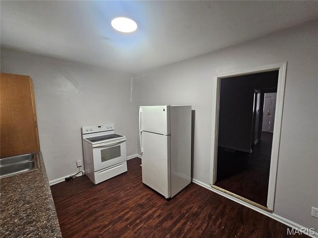 219 N High Street, Belleville, IL 62220