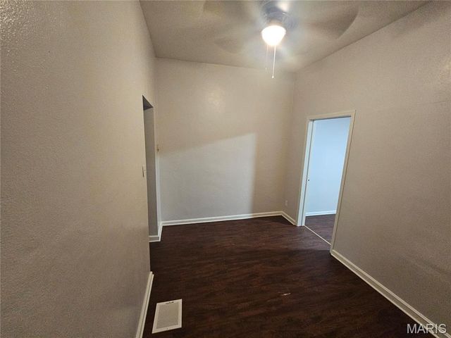 219 N High Street, Belleville, IL 62220