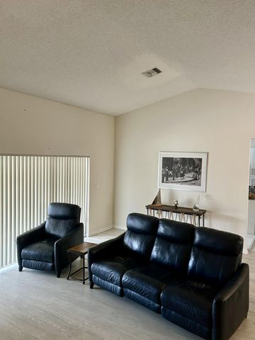 2153 Amesbury Circle, Wellington, FL 33414