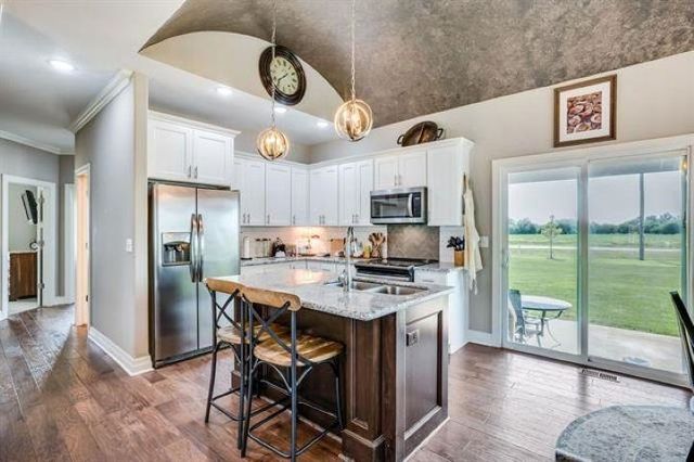 4803 N Emerald Ct, Maize, KS 67101