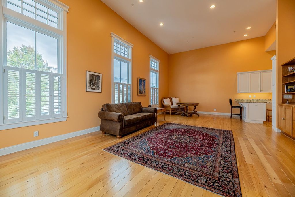 4928 Main St Unit 2, Manchester, VT 05255