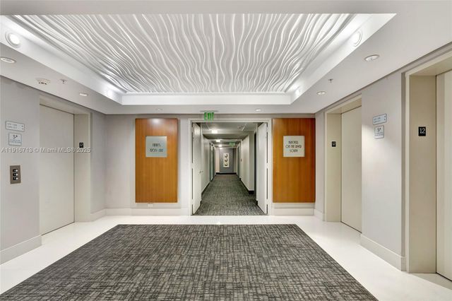 41 SE 5th St 1212, Miami, FL 33131