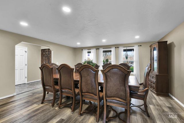 9464 W Mossy Cup St, Boise, ID 83709