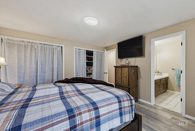 9464 W Mossy Cup St, Boise, ID 83709