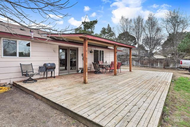 9464 W Mossy Cup St, Boise, ID 83709