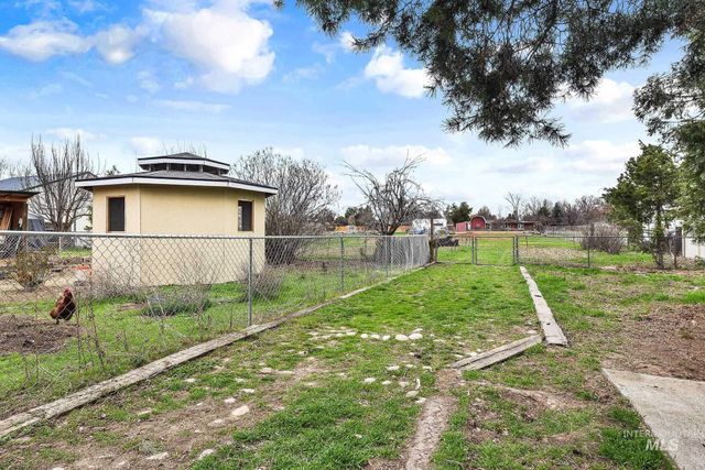 9464 W Mossy Cup St, Boise, ID 83709