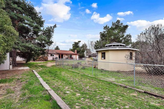 9464 W Mossy Cup St, Boise, ID 83709