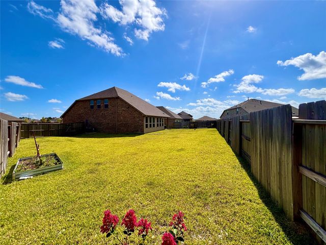 13618 Table Rock Drive, La Marque, TX 77568