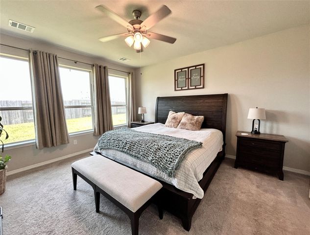 13618 Table Rock Drive, La Marque, TX 77568