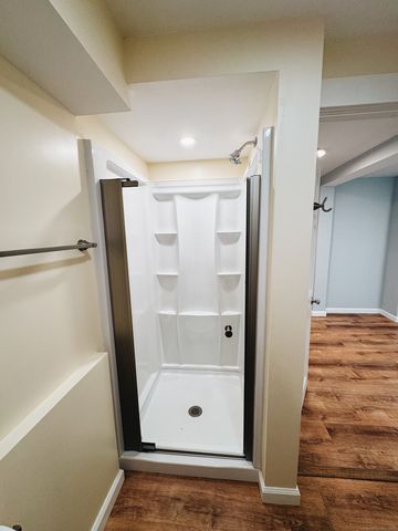 45 Church Street, Groton, CT 06340