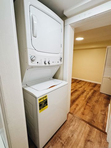 45 Church Street, Groton, CT 06340