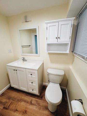 45 Church Street, Groton, CT 06340