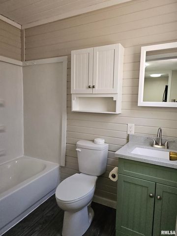 357 BESSLER LAKE Drive, Groveland, IL 61535