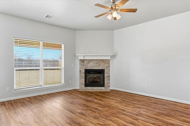 1013 Pacific Avenue, Newcastle, OK 73065