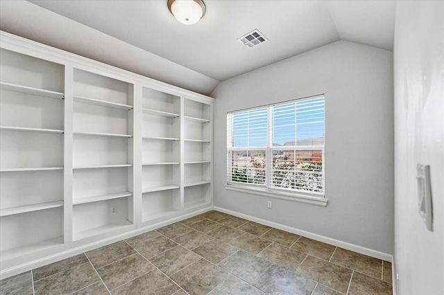 1013 Pacific Avenue, Newcastle, OK 73065