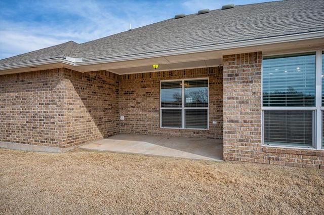 1013 Pacific Avenue, Newcastle, OK 73065