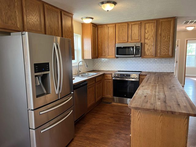 3361 S Highway 43, Harrison, AR 72601