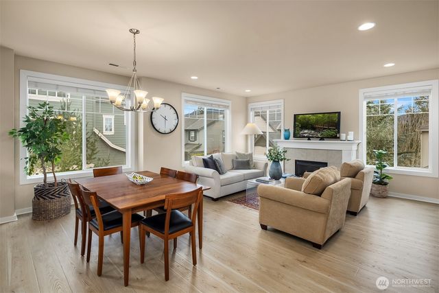 849 3rd Avenue NE, Issaquah, WA 98029