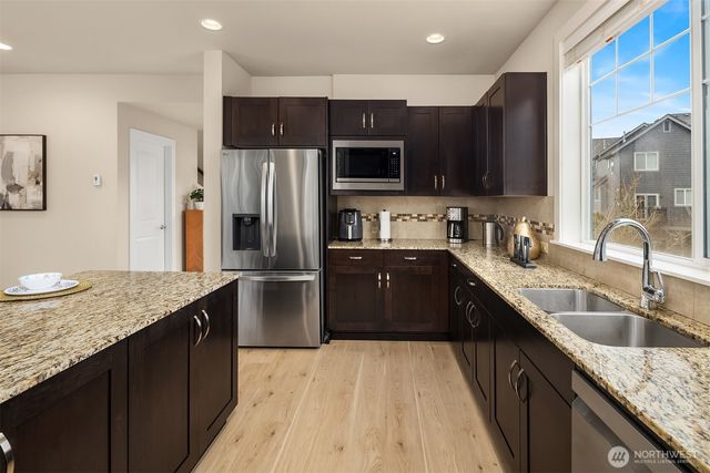 849 3rd Avenue NE, Issaquah, WA 98029