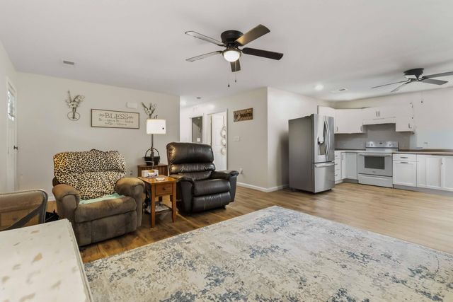 36 Butcher Estates Road, Russell Springs, KY 42642