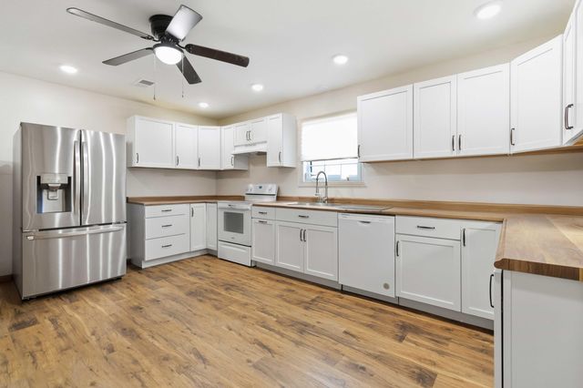 36 Butcher Estates Road, Russell Springs, KY 42642