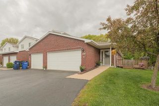 1917 RIVERSIDE DRIVE #A, Suamico, WI 54313