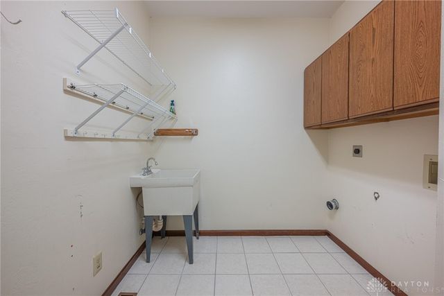 1989 Home Path Court, Centerville, OH 45459