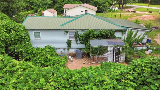 1432 Blackstock Rd, Pauline, SC 29374