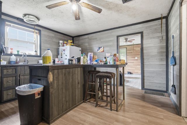 1432 Blackstock Rd, Pauline, SC 29374