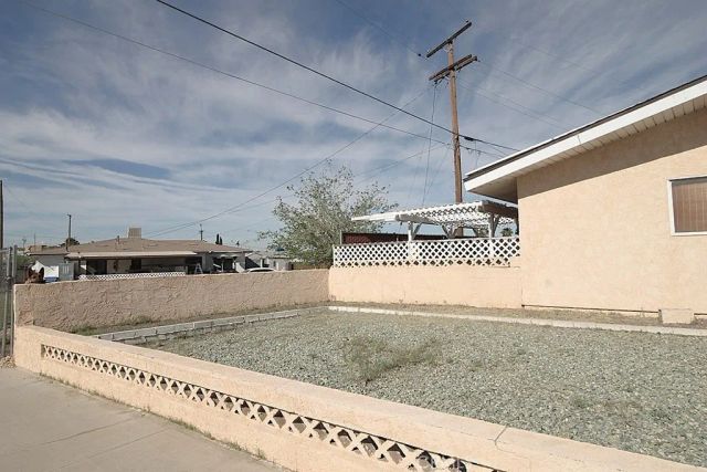 1105 Bigger, Barstow, CA 92311