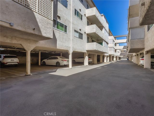 5412 Lindley Avenue 108, Encino, CA 91316