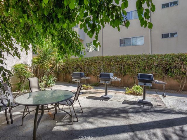 5412 Lindley Avenue 108, Encino, CA 91316