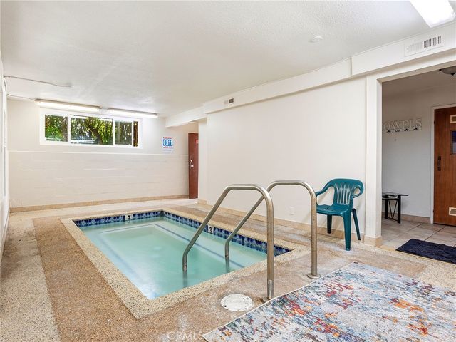 5412 Lindley Avenue 108, Encino, CA 91316