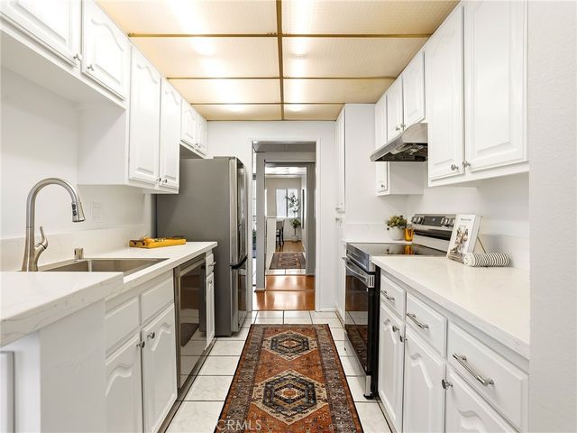 5412 Lindley Avenue 108, Encino, CA 91316