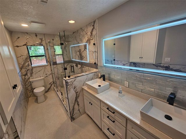 15 Delmar Street, Houston, TX 77011