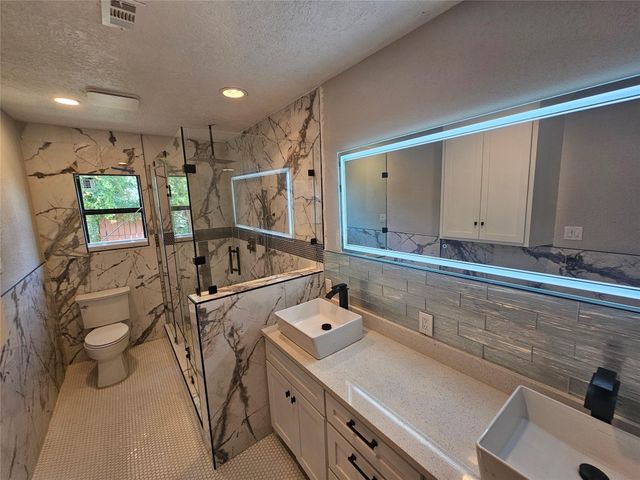 15 Delmar Street, Houston, TX 77011