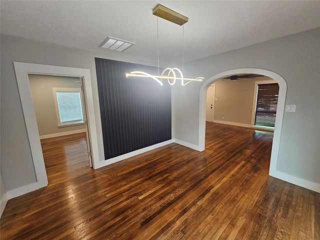 15 Delmar Street, Houston, TX 77011